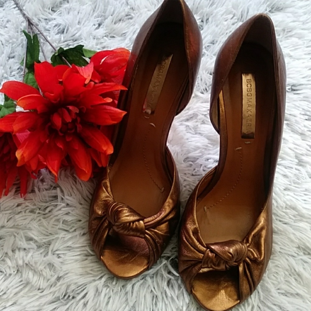 BCBGMAXAZRIA Heels size 9 B